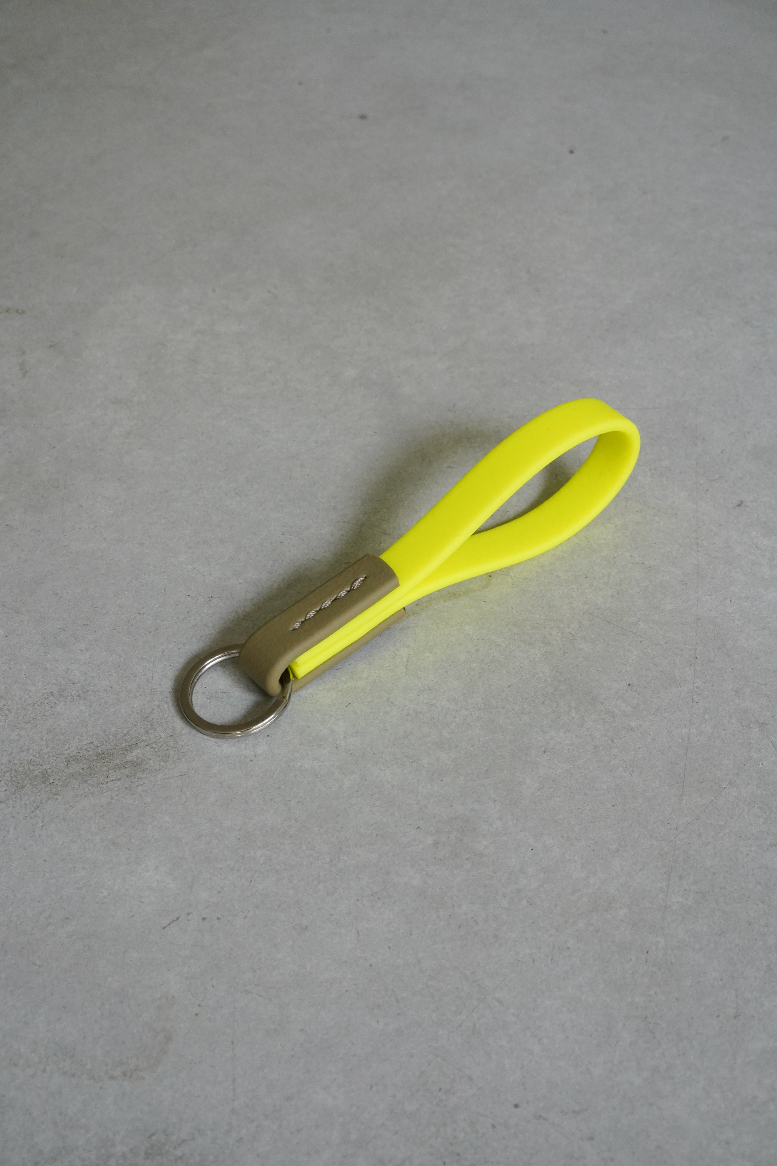 <transcy>Fat leather key ring small</transcy>